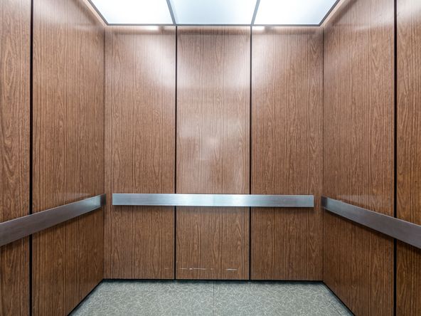 Office Space Available in Excellent Condition & Move-In Ready : 1221 Van Ness Ave, Fresno, CA 93721